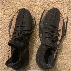 YEEZY 350 black tan